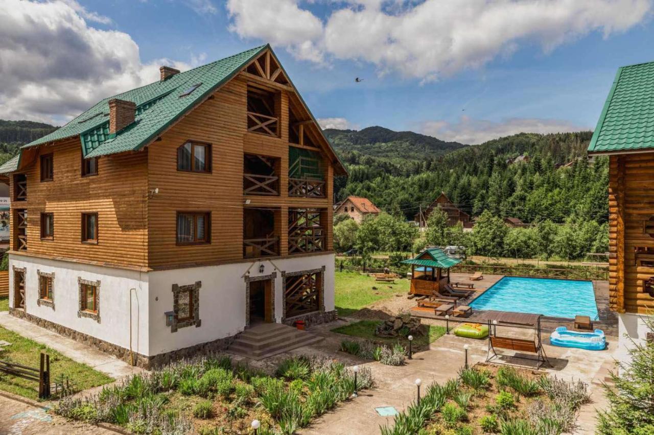 Edelweiss Carpathians Migovo Hotel Eksteriør billede