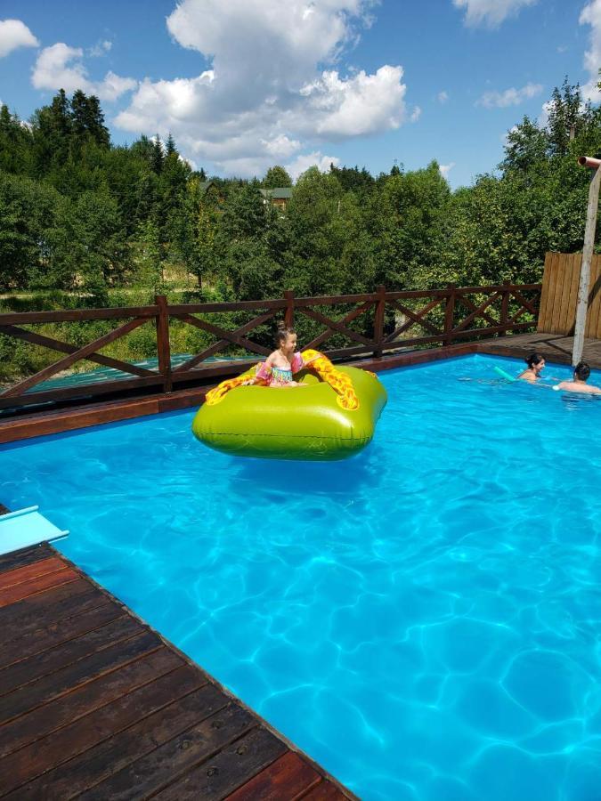 Edelweiss Carpathians Migovo Hotel Eksteriør billede