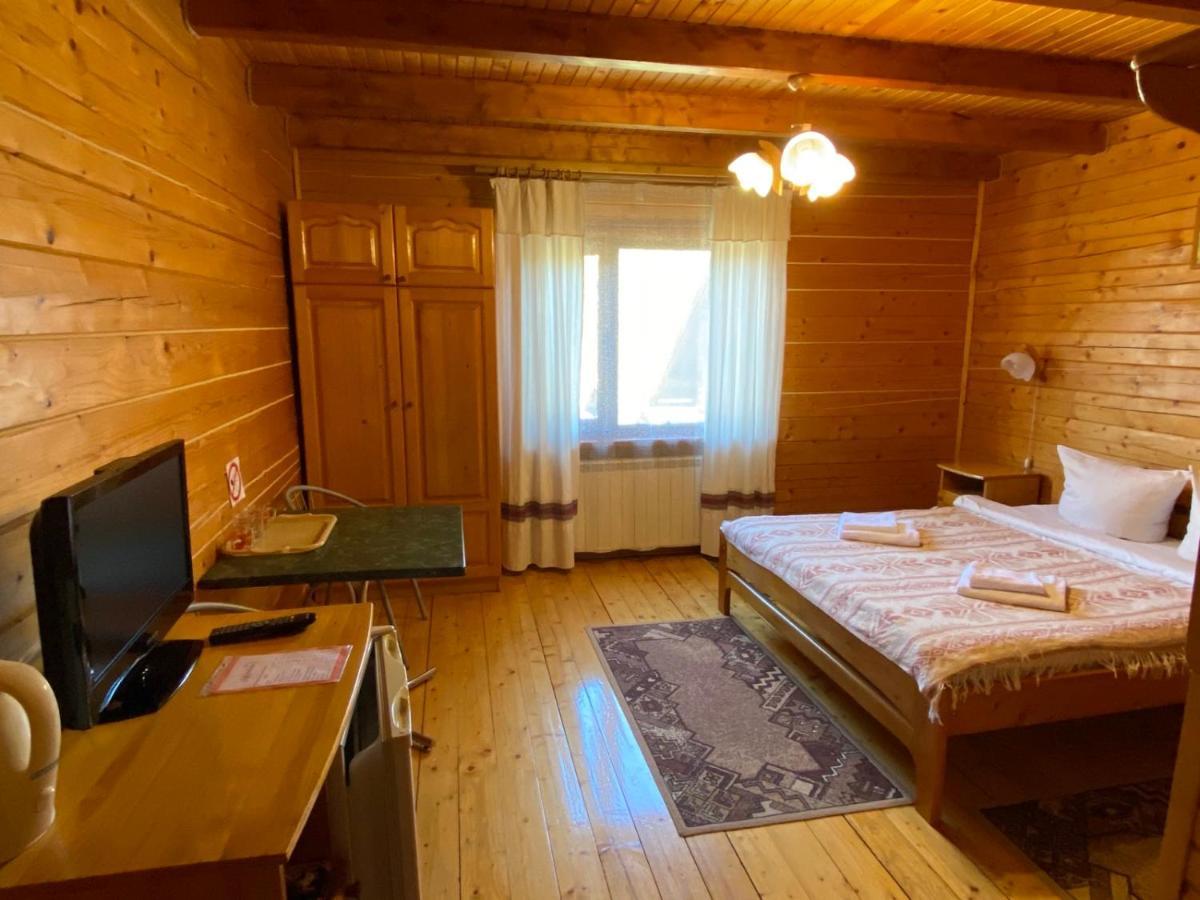 Edelweiss Carpathians Migovo Hotel Eksteriør billede