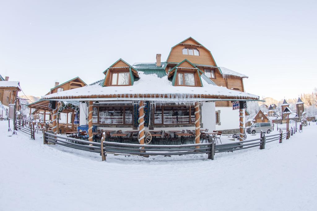 Edelweiss Carpathians Migovo Hotel Eksteriør billede